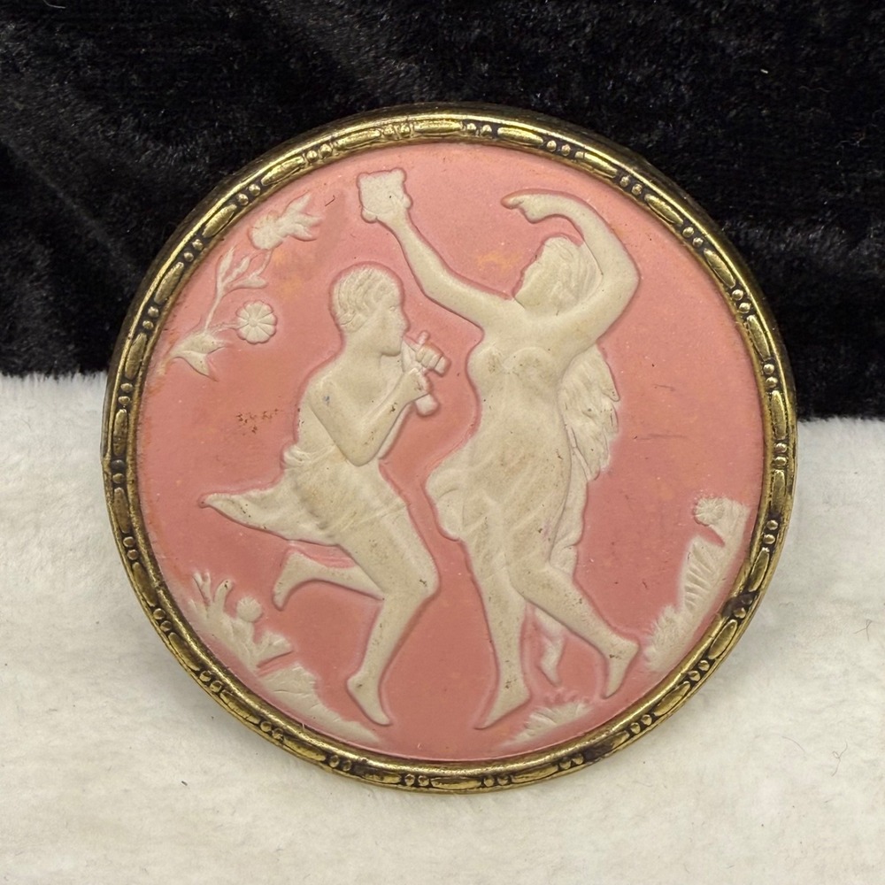 Vintage Dancing Couple Cameo Pin Back Gold Tone Celluloid Graces Odd Pin